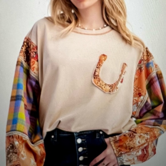 Easel Cream and Multicolor Patchwork Tunic - Picture 4 of 7